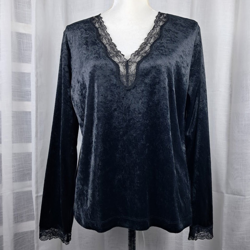 Vintage Y2K Jones New York L Black Crushed Velvet Lace Trim Long Sleeve Top